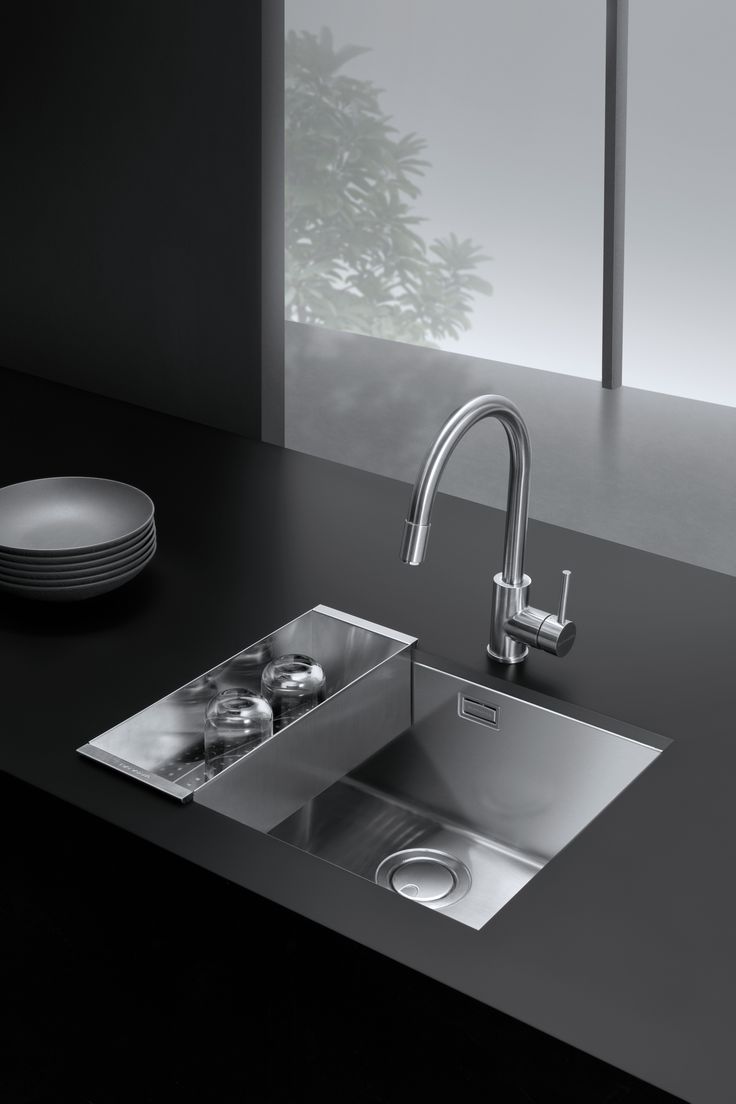PRODUCTS stainless steel sinks and square bowls